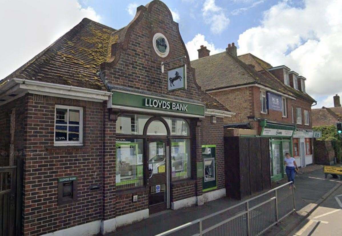 Domino's is set to open a new store in the former Lloyds Bank in New Romney. Picture: Google