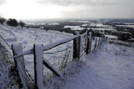 Snow scenes on the downs above Wye