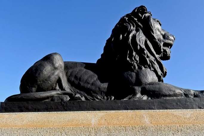The lion sculptures on Rochester Bridge were the work of Henry Charles Fehr