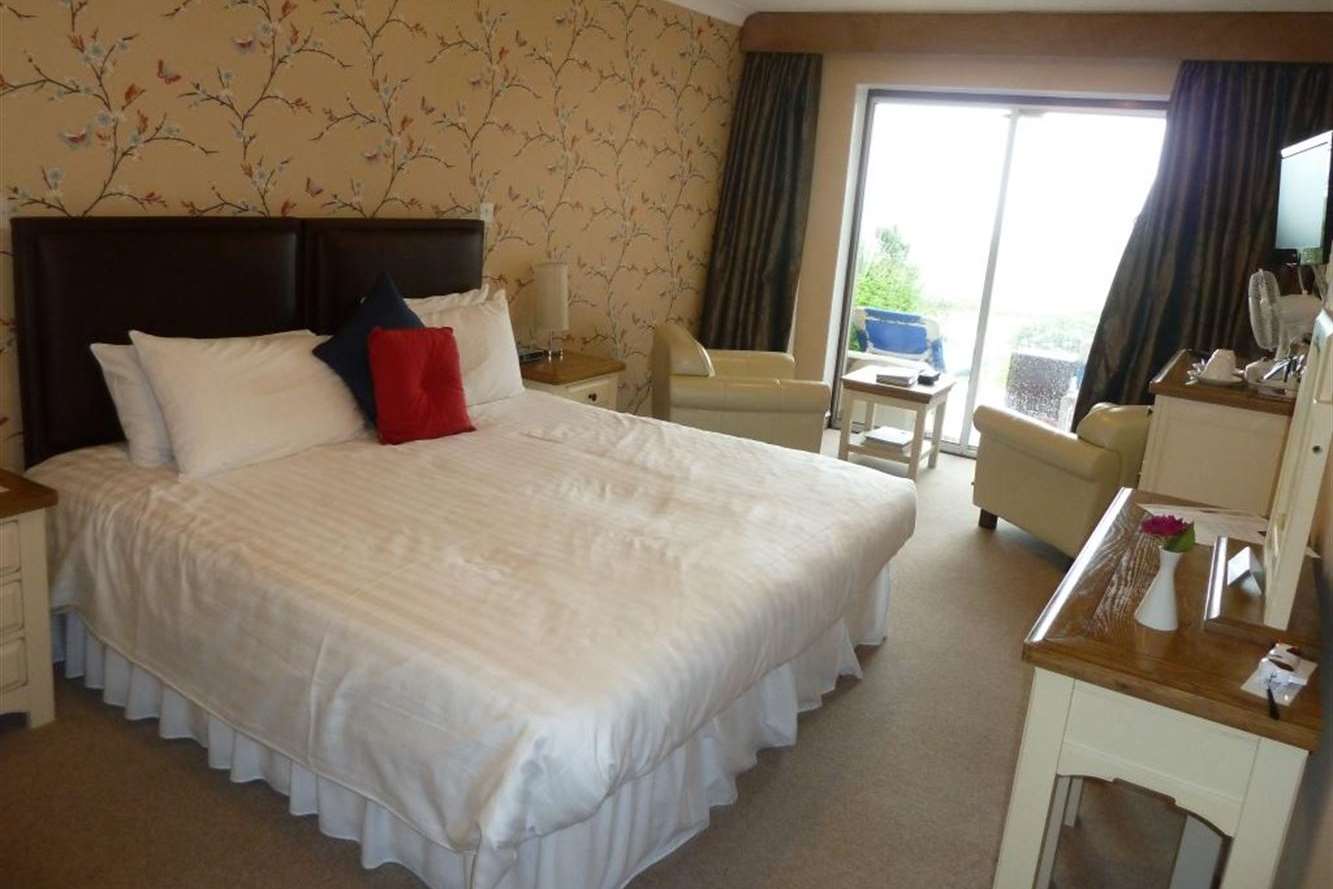 Soar Mill Cove hotel bedroom