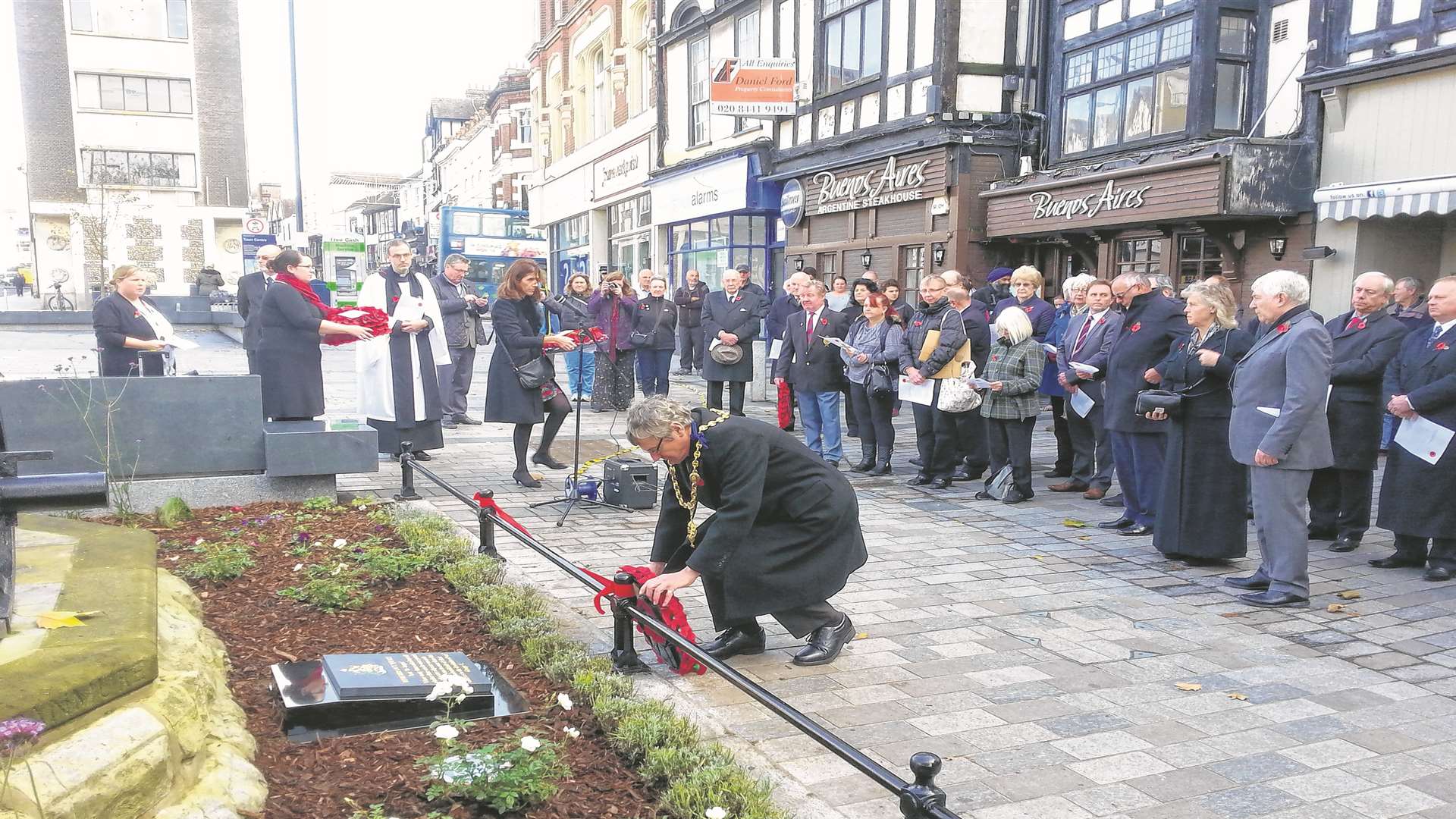 The Mayor lays the first wreath in Maidstone. Picture: Alan Smith