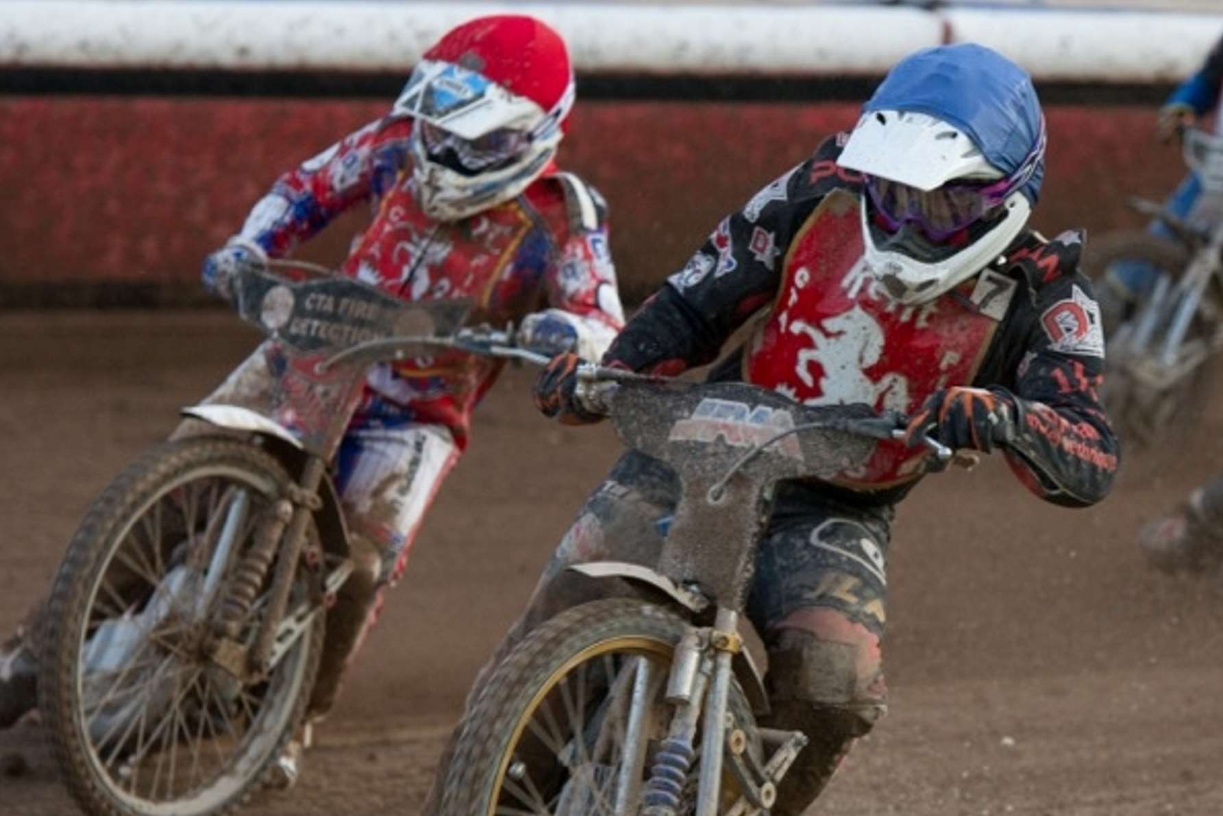 Danny Ayres and David Mason lead the way for Kent Kings against Scunthorpe Picture: Elizabeth Leslie