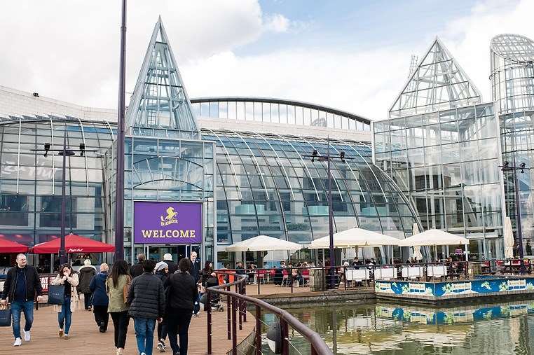 Shoppers will continue to see armed and unarmed officers at Bluewater
