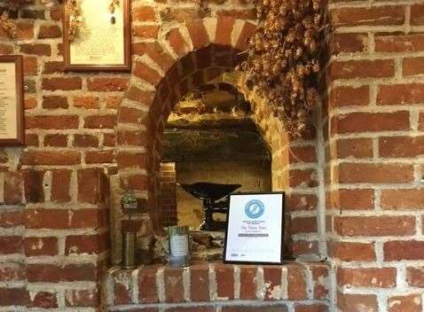 Alongside the fireplace I spotted this interesting little nook – I wonder if its original use was as a bread oven?