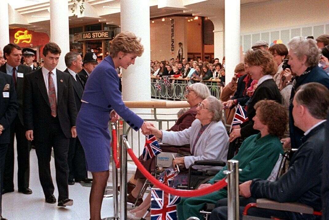 The Princess meets shoppers inside the centre
