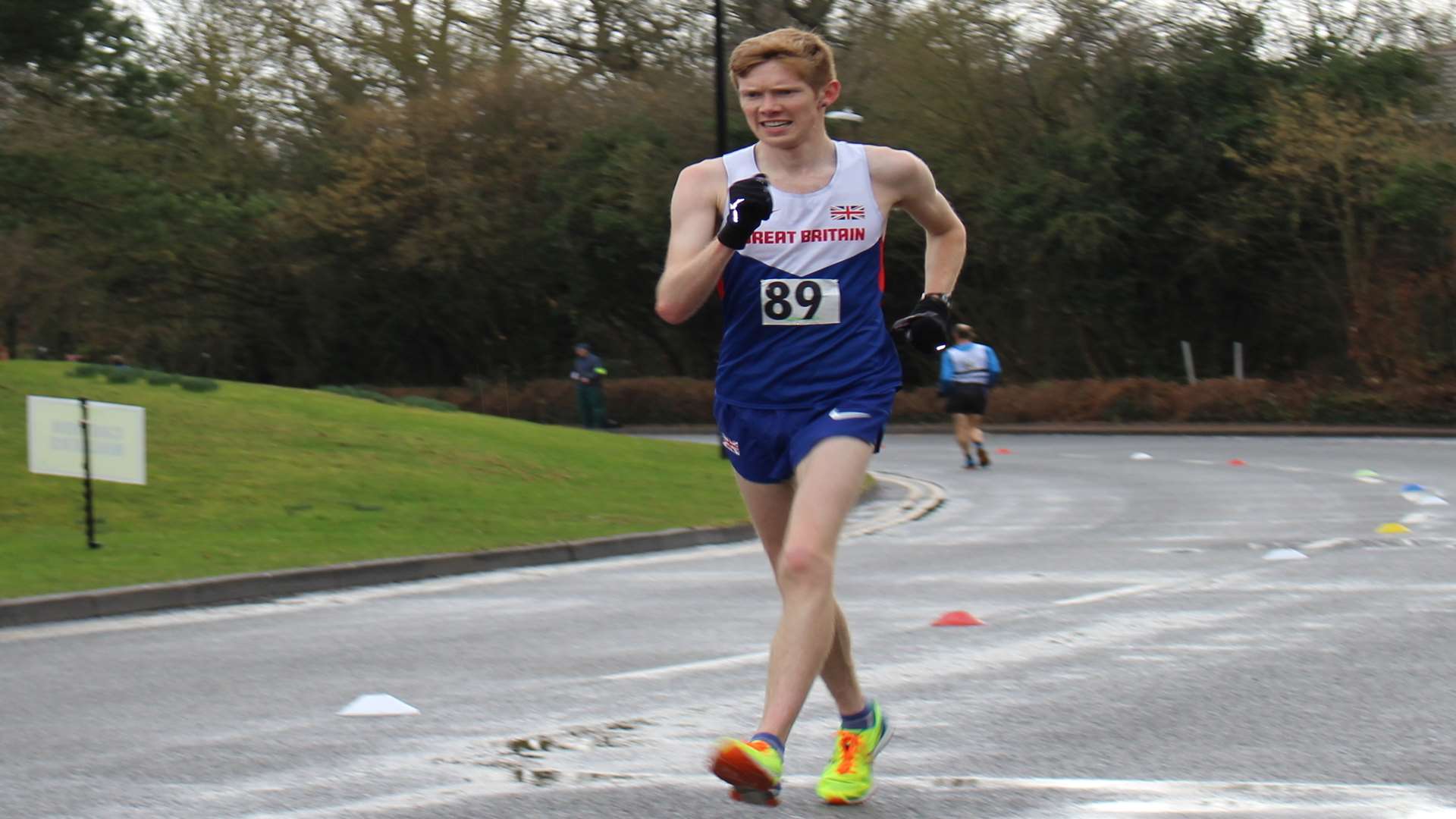 Tom Bosworth on his way to setting a new British 10k race walk record