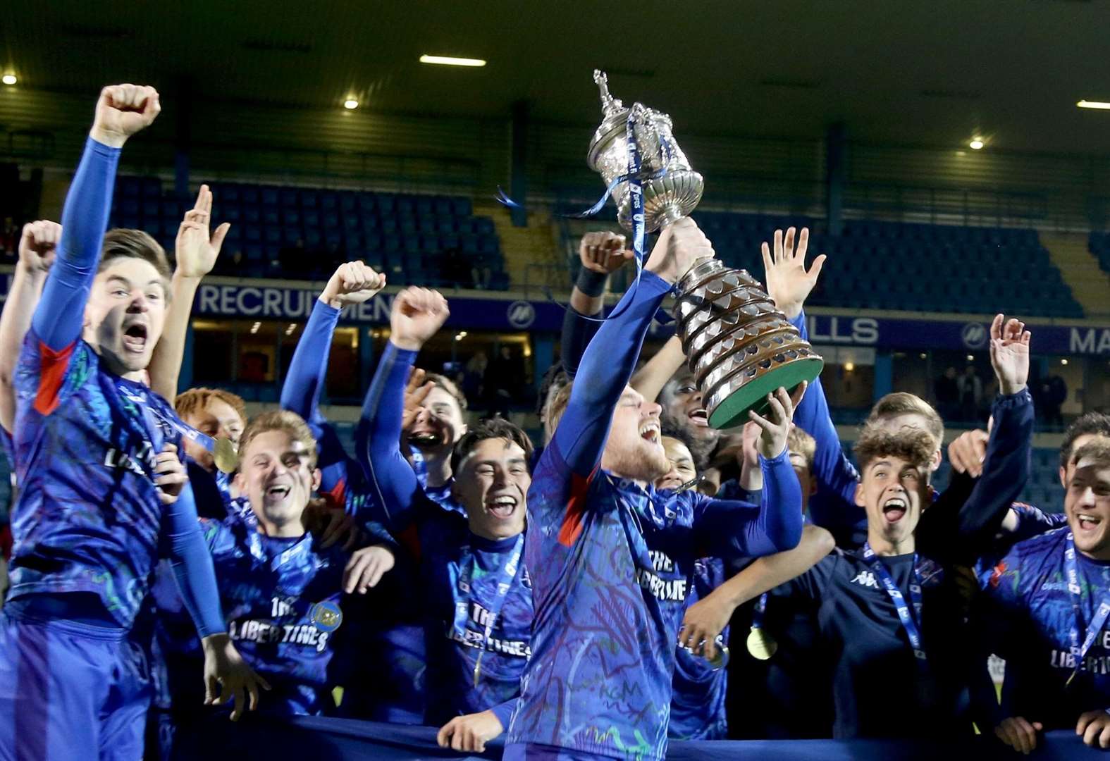 Margate skipper Sam Blackman, pictured lifting the Kent Senior Cup last season, won’t underestimate opening-day Isthmian Premier visitors Whitehawk. Picture: PSP Images