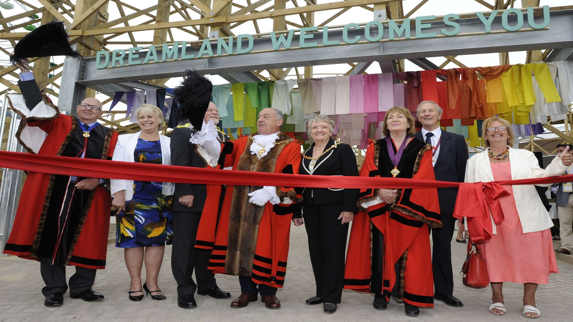 The grand opening of Dreamland