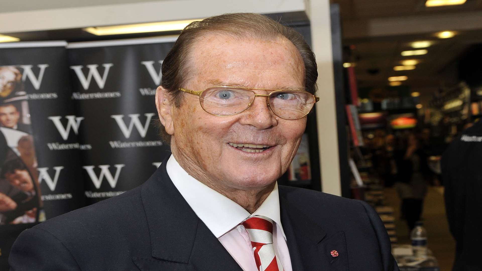 Sir Roger Moore at Bluewater in 2012