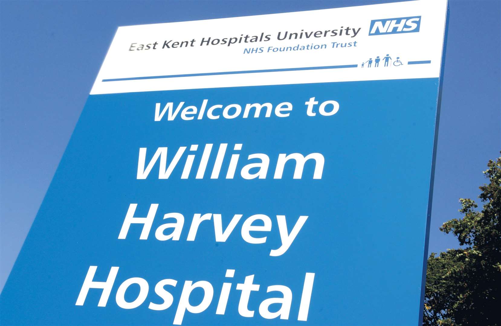 The William Harvey Hospital in Ashford (2669556)