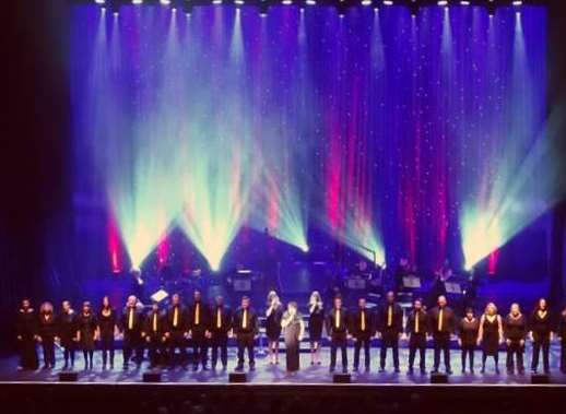 P&O's choir on-stage with Susan Boyle