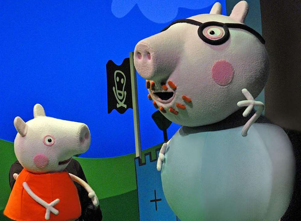 Peppa Pig talks to Daddy Pig
