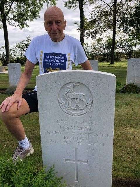 Harry Salmon visited his father's grave during his sponsored bike ride (43028408)