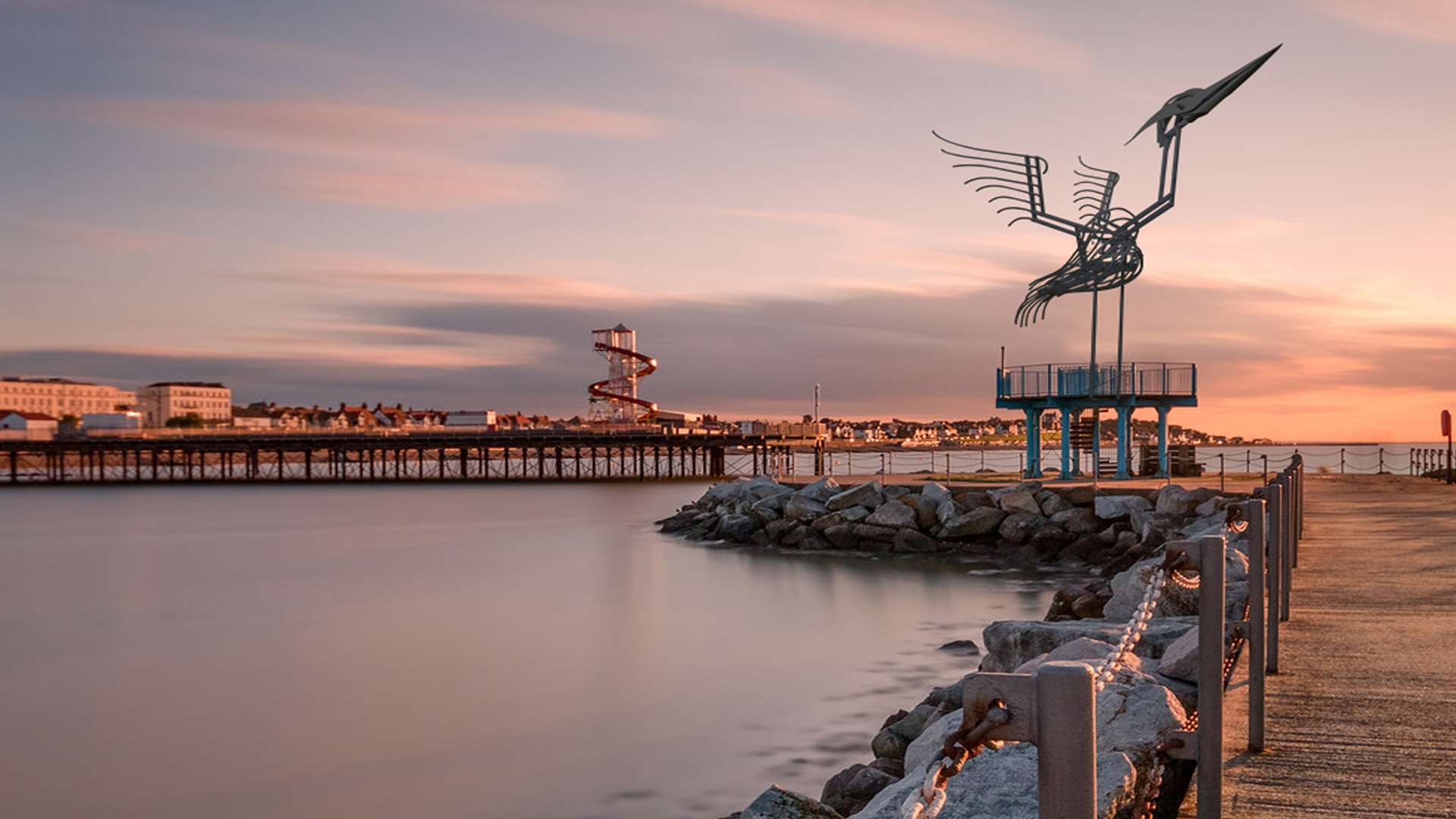 Plans for a new heron sculpture on Neptune's Arm have been revealed
