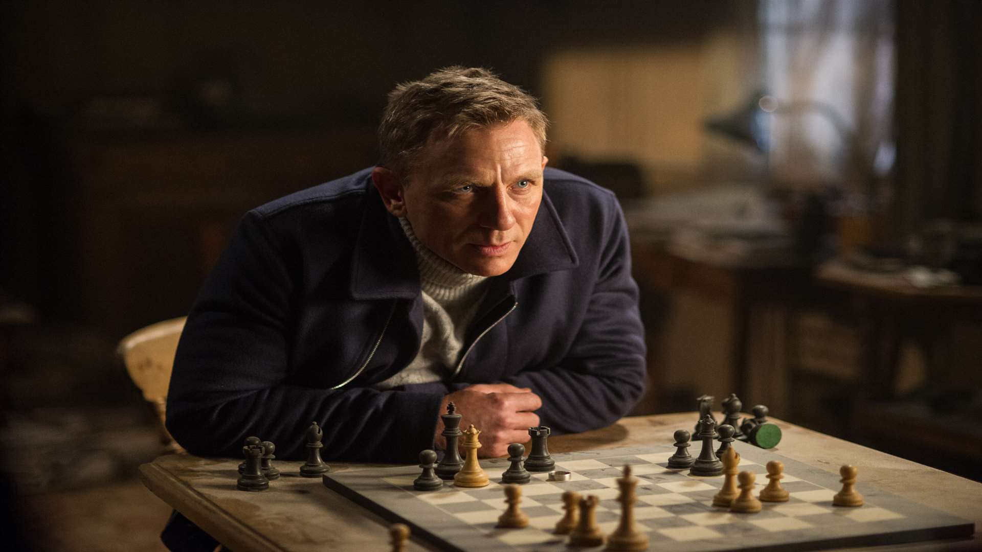 Daniel Craig stars in Bond movie Spectre