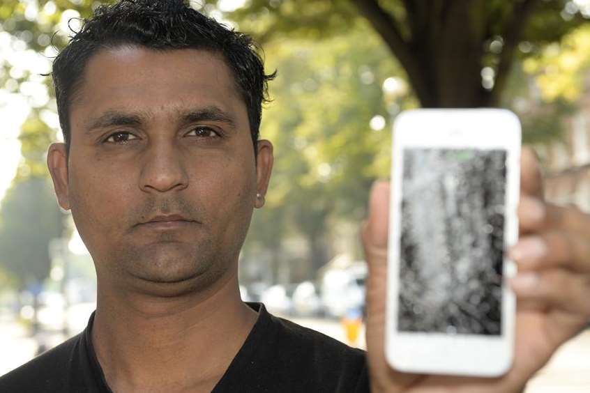 Moinuddin Saiyad had his mobile phone broken in the incident