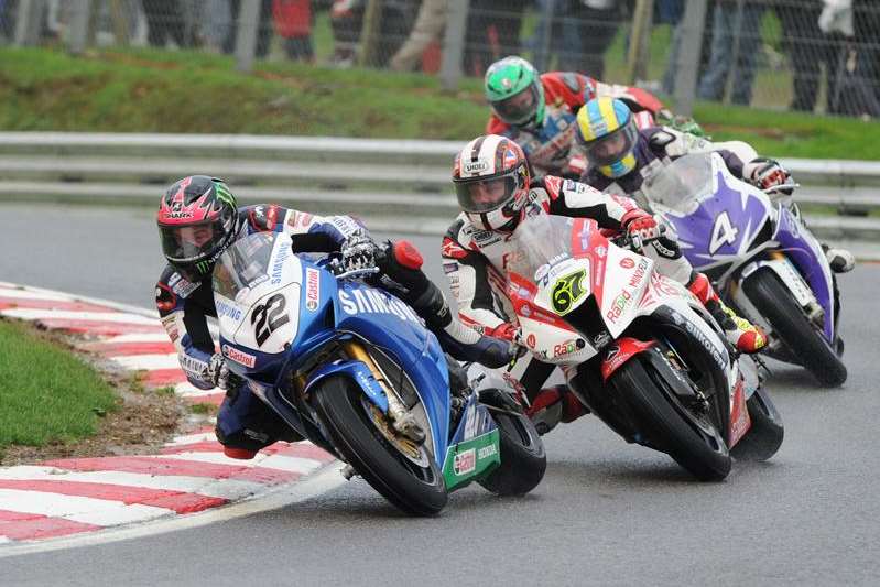 Alex Lowes leads from Shane Byrne at Brands Picture: Simon Hildrew