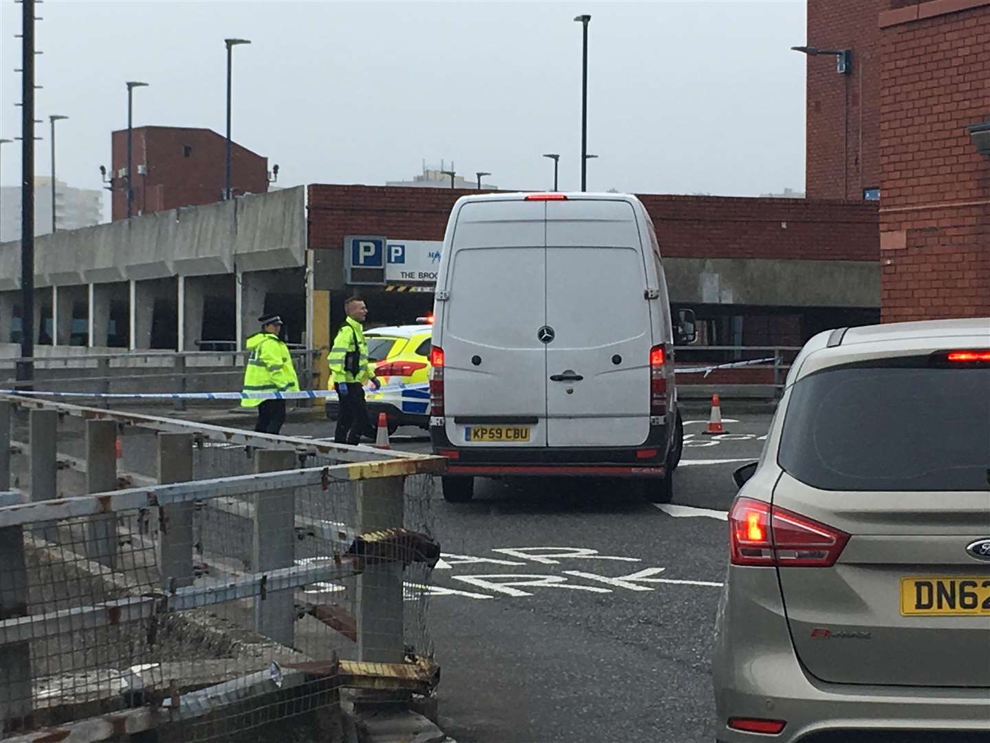 Police cordon Pentagon Shopping centre and the Medway Council owned multi story car park (2544408)