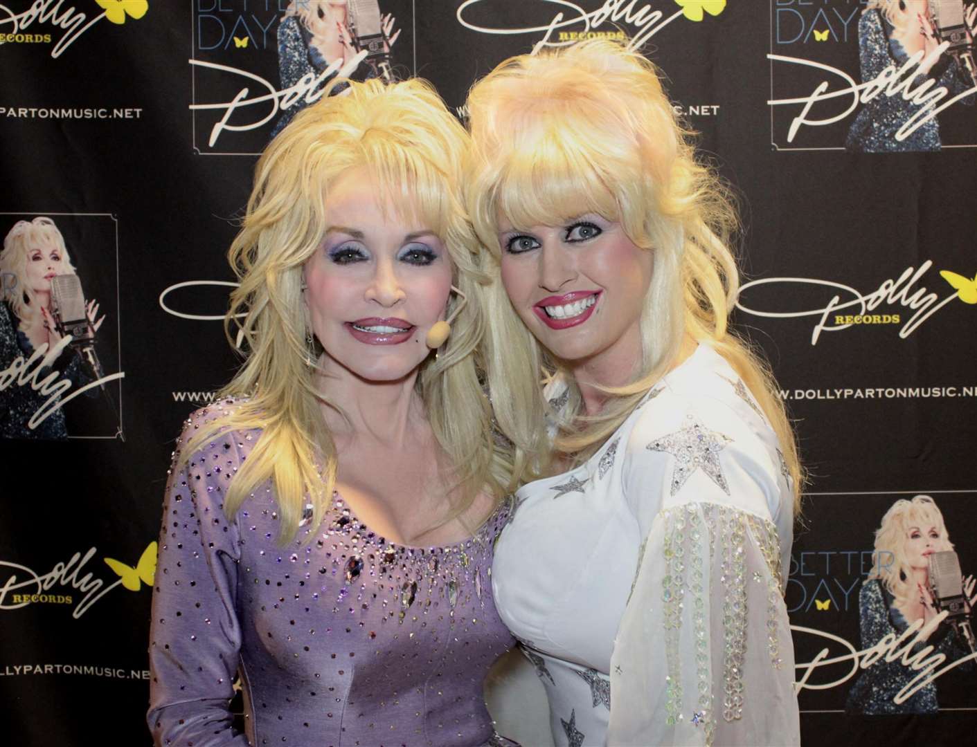 Sarah Jayne with Dolly Parton. Photo: Sarah Jayne