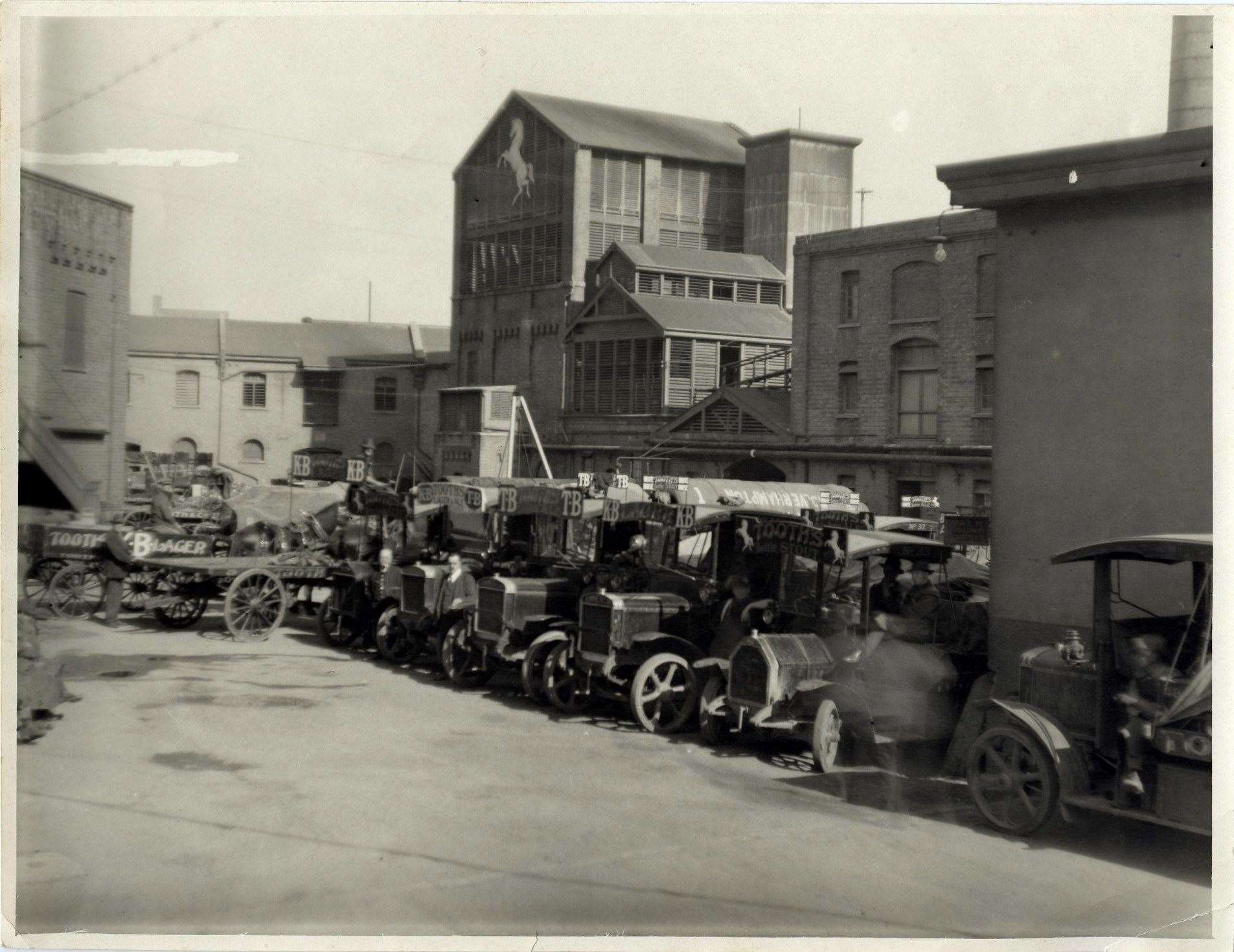 The Kent Brewery in Australia, taken in 1922. Picture from the collection of the Australian National University Archives