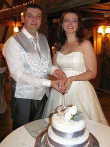 James and Laura Cordell on their wedding day. Feared food poisoning from Weight Watchers desert.