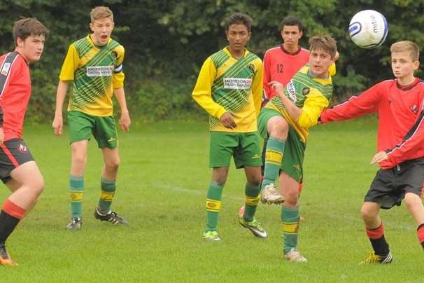 Rainham Kenilworth Athletic under-15s, in red, clash with Cliffe Woods Colts in the Medway Messenger Youth League Division 1. Picture: Steve Crispe