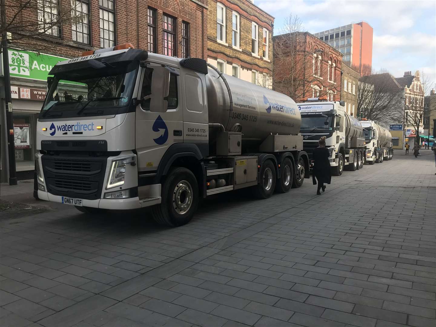 Water bowser lorries in Rochester