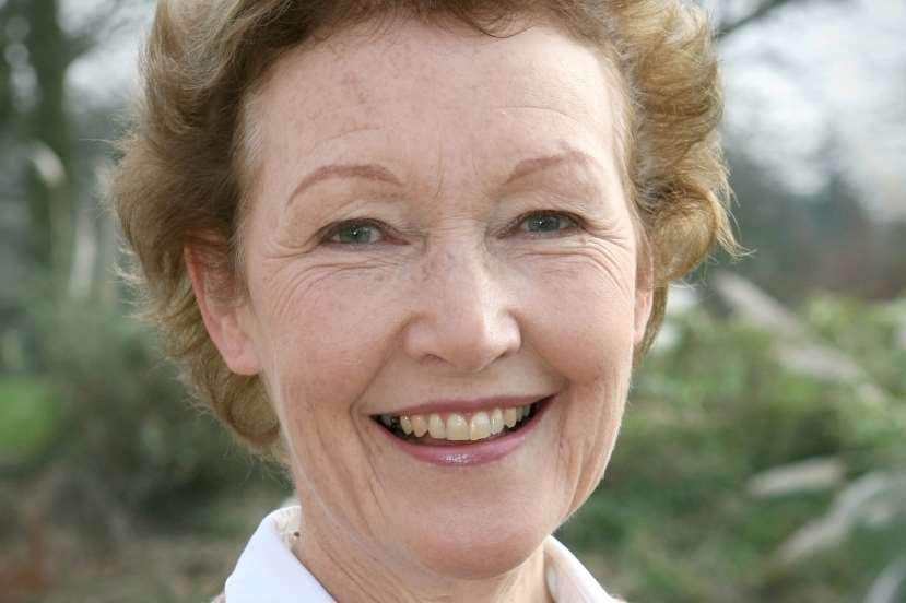 Visit Kent chairman Amanda Cottrell is to step down after seven years