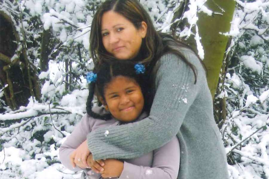 Monique Bryan died aged 13. Pictured with her mum Francesca Thompson, when aged seven