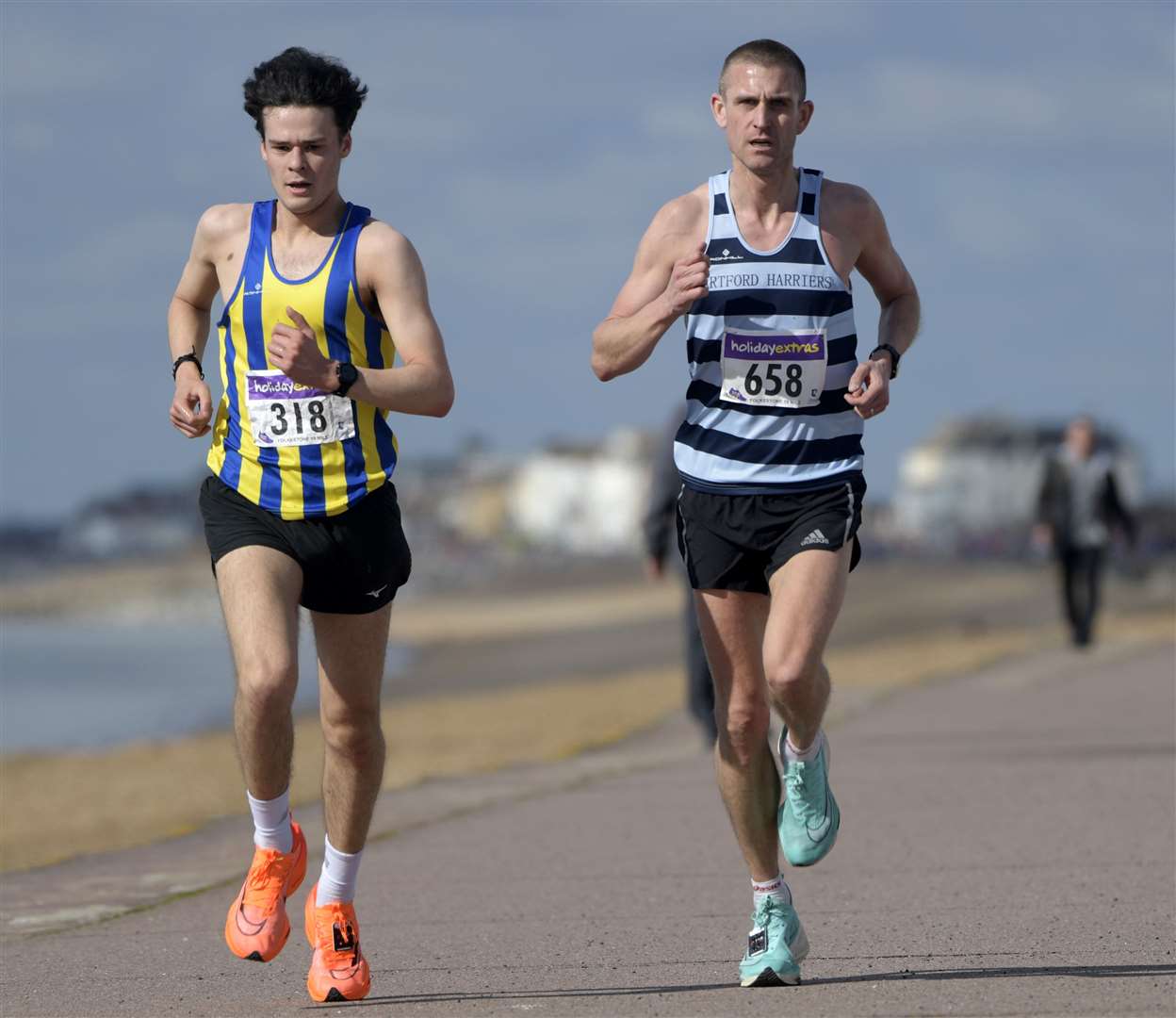 Left, third place in the men's race was Dillon Hobbs of Tunbridge Wells Harriers, pictured with runner-up Barry Stephenson of Dartford Harriers. Picture: Barry Goodwin (63469145)