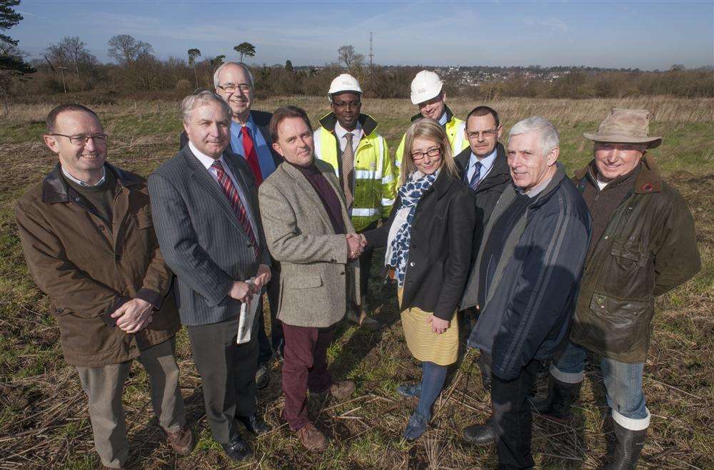 David Fleck from Valley Conservation Society, Mayor of Maidstone Cllr Clive English, Cllr Ian Chittenden, Cllr Derek Mortimer, Taylor Wimpey site managers Akin Akinbubola and Stewart Wood, Taylor Wimpey's land planning manager Joanna Webb, Cllr Mike Hogg and Dennis Usmar and Bryn Cornwell from the Valley Conservation Society