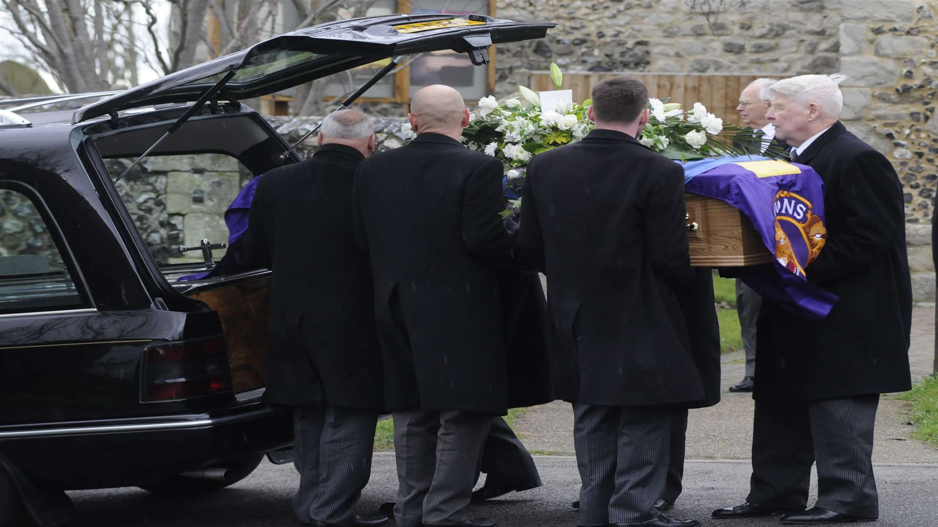 Funeral of of former Gravesham councillor and mayor Bill Dyke.