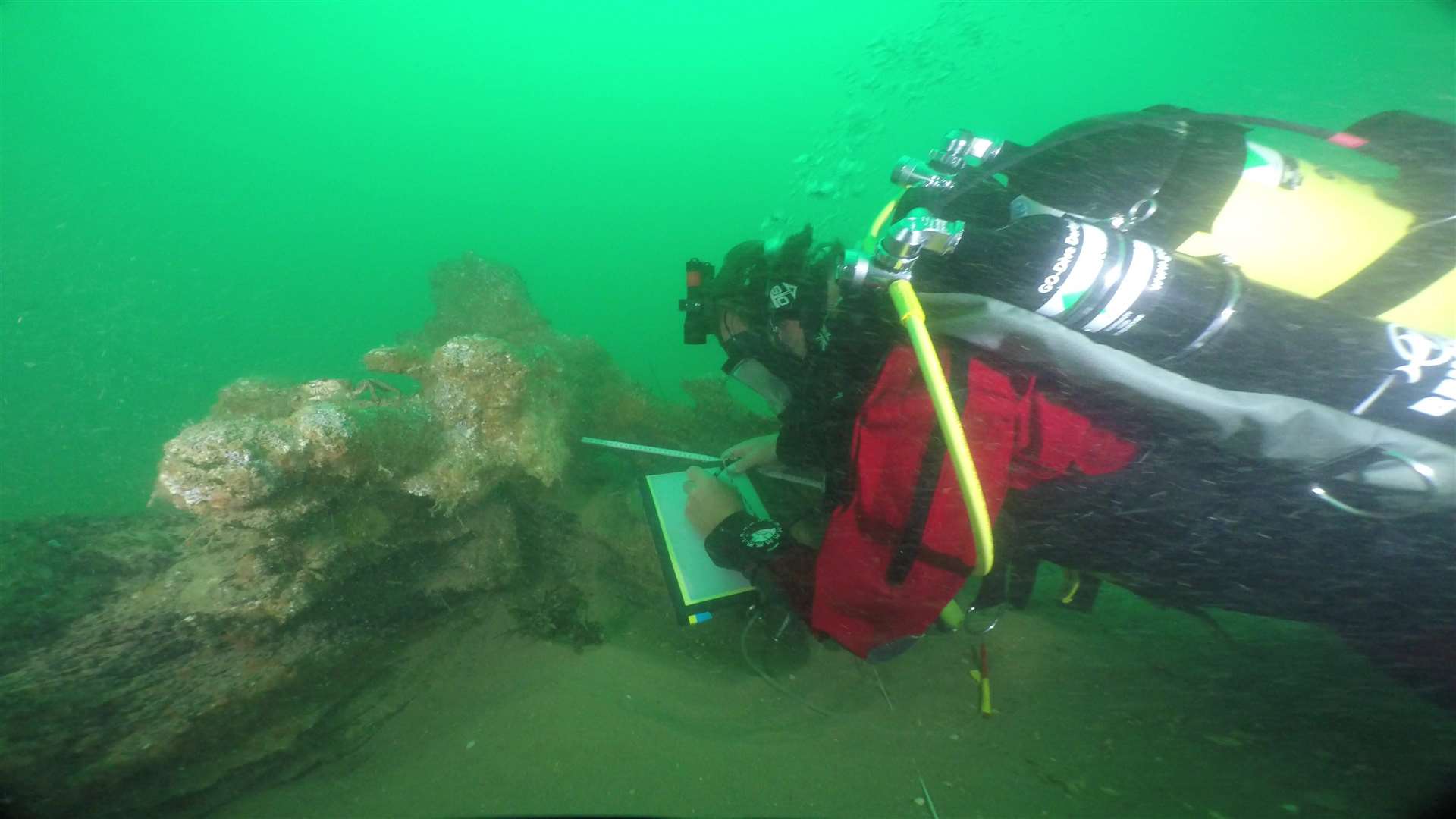 Archaeologists surveying the Rooswijk which sunk on the Goodwin Sands. Picture: Cultural Heritage Agency of the Netherlands