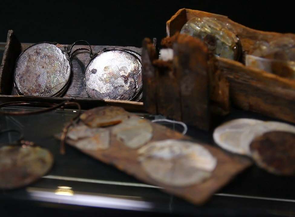 Spectacles recovered in 2005 from the Rooswijk