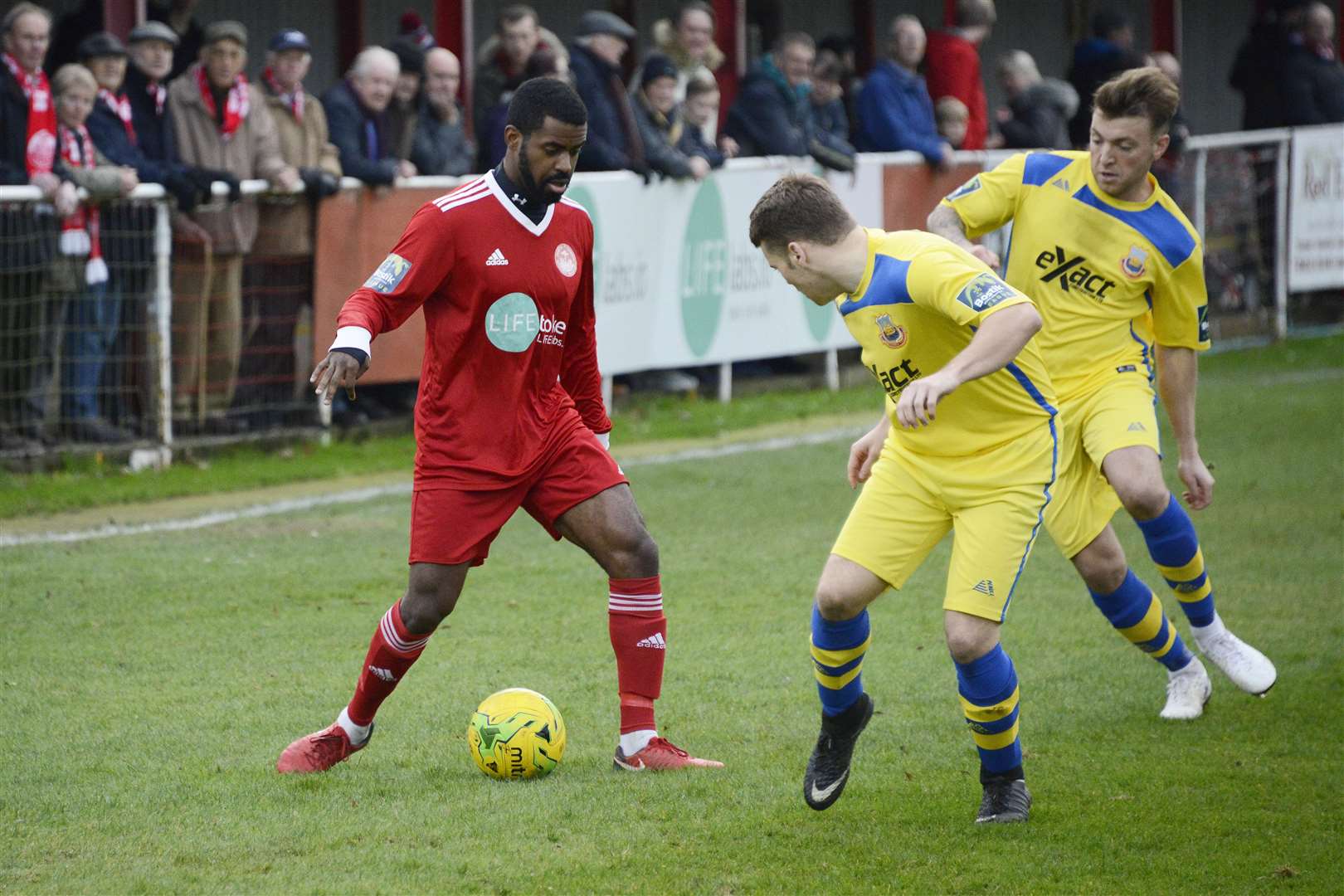 Ryan Palmer takes on the Whitstable defence Picture: Paul Amos