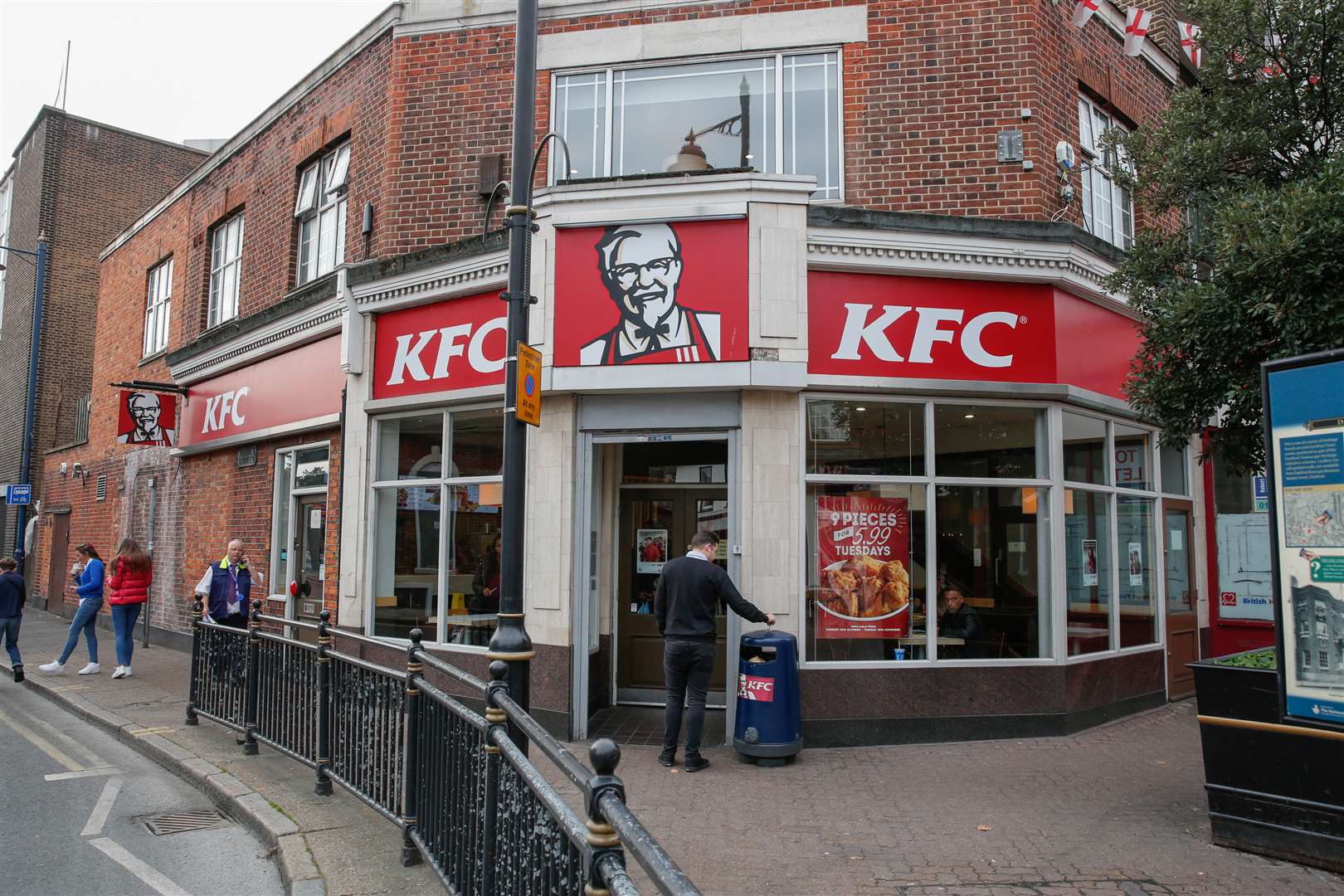 KFC in Dartford High Street, soon to be moving to the nearby Priory Shopping Centre