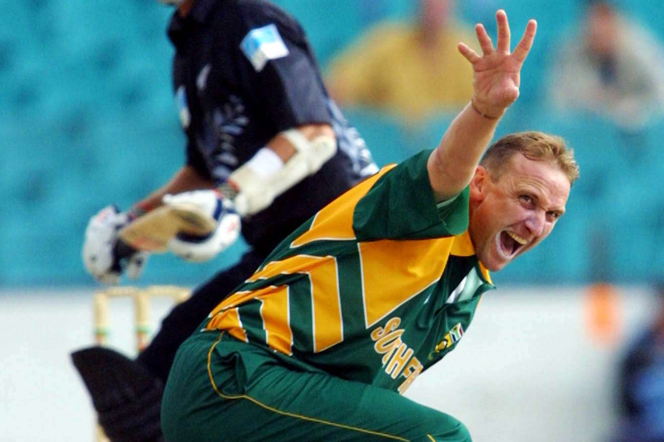 Allan Donald in action for South Africa in 2002. Picture: Rob Griffith