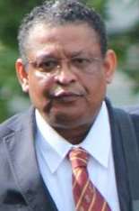 Dr Mustapha Tahir