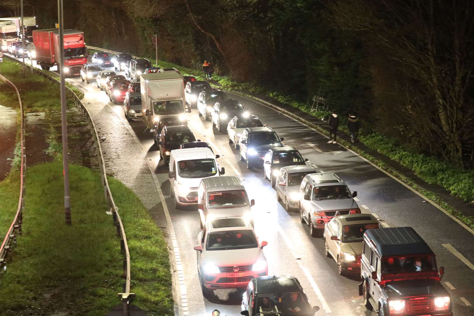 Road to nowhere, The traffic clog-up tonight. Picture: UK News in Pictures