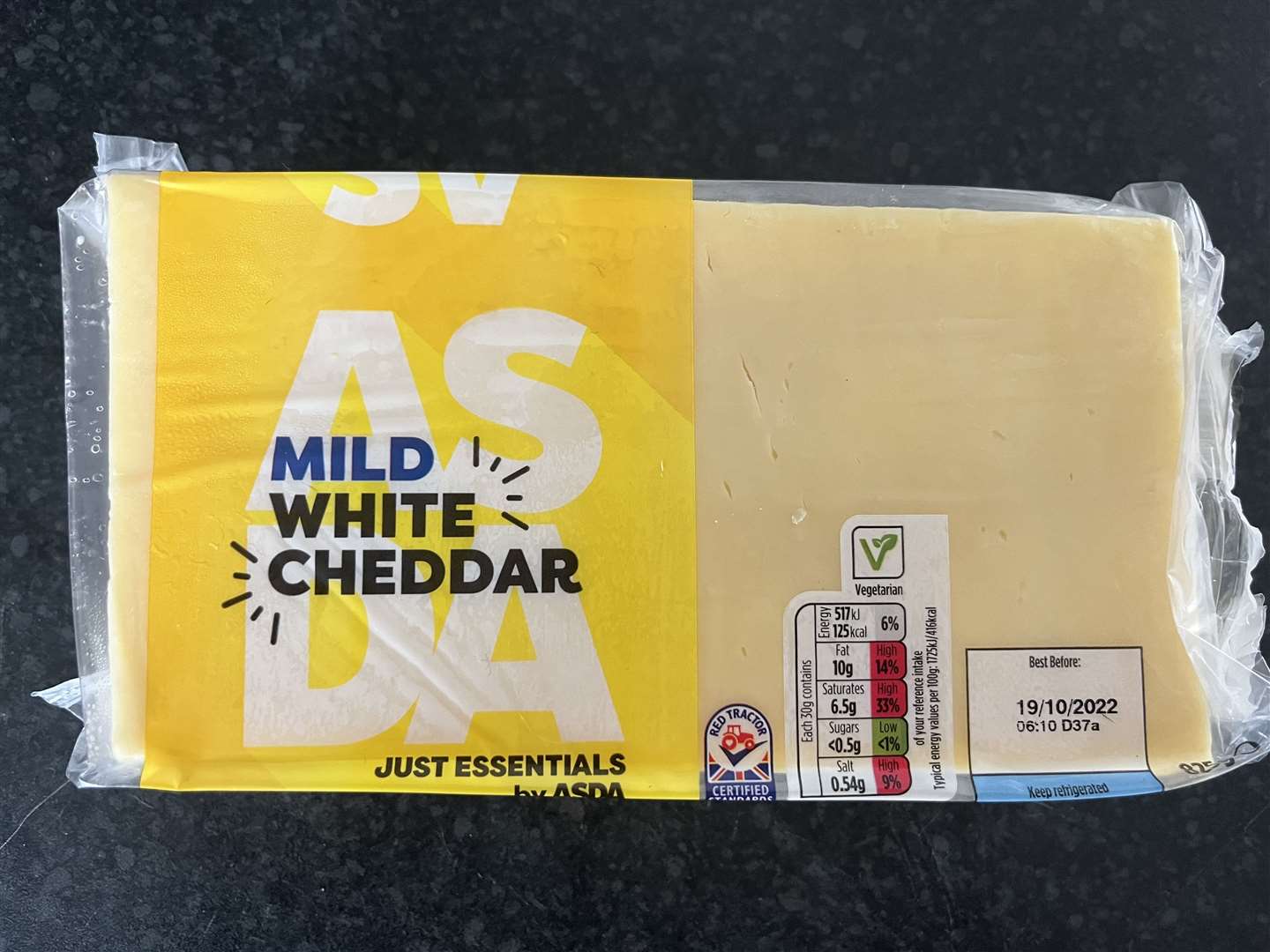 I was shocked to find that this 825 grams block of cheese was just £3.65
