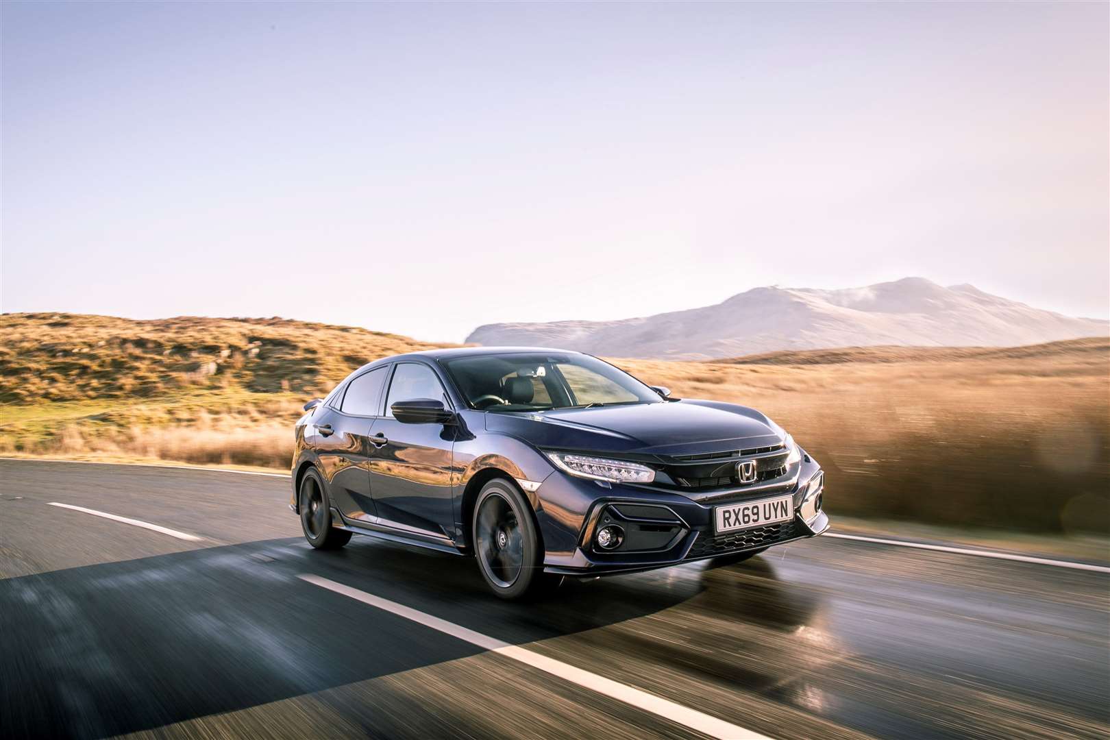 NEW HONDA CIVIC SPORT LINE DELIVERS TYPE R-INSPIRED STYLING (30781552)