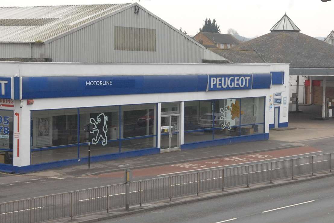 How Peugeot garage used to look