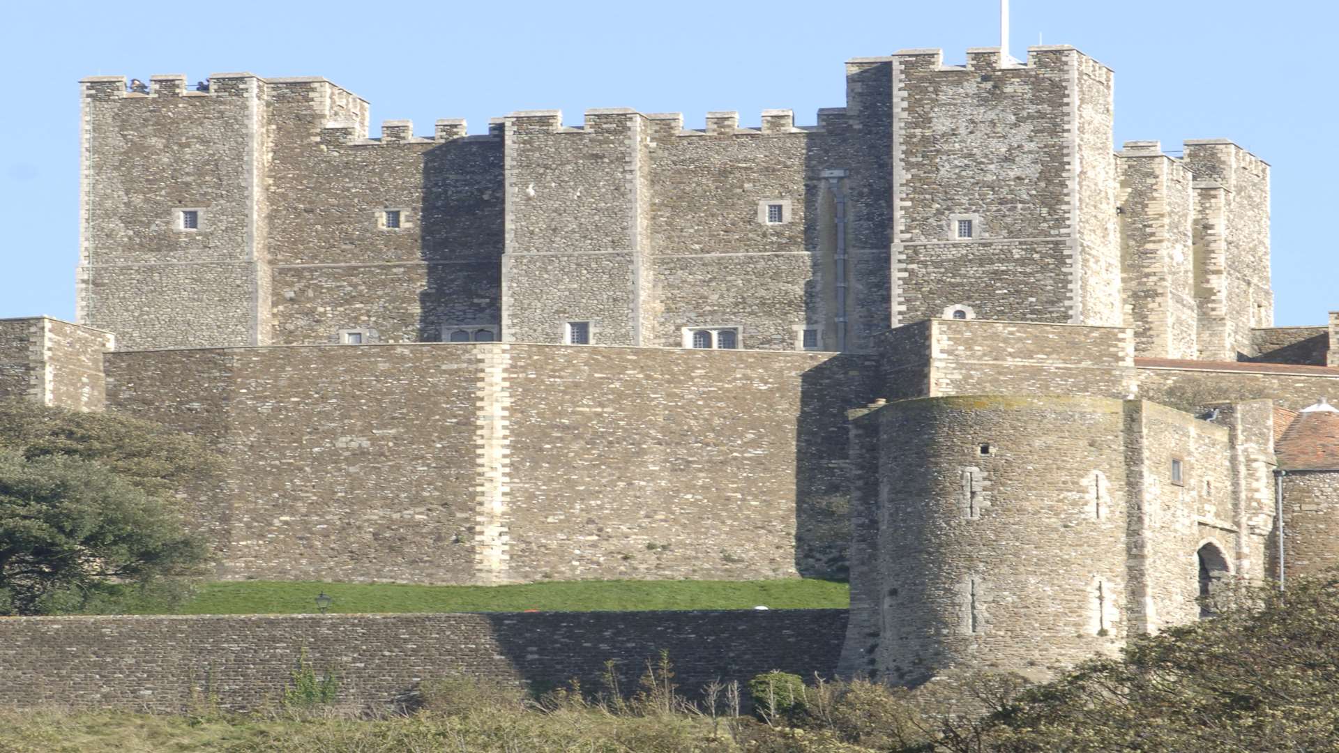 Dover Castle will host the BBC's Flog It