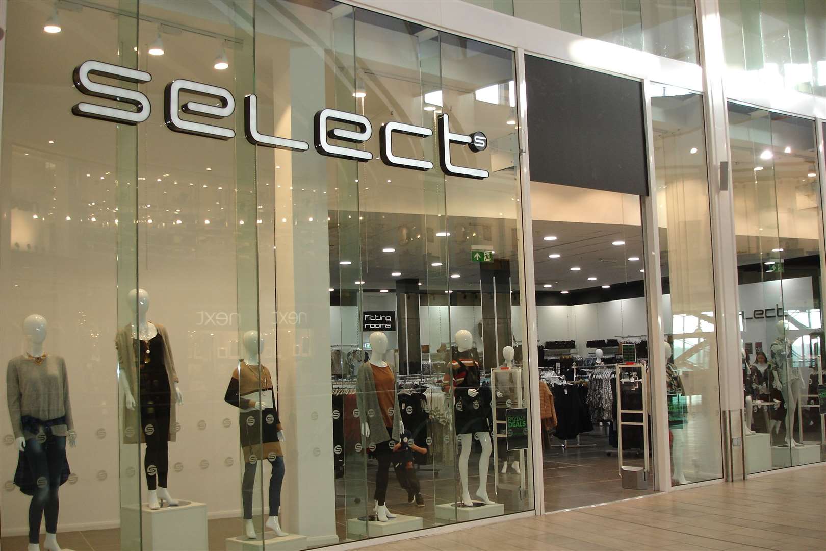 Select has 169 stores nationwide and employs some 1,800 staff