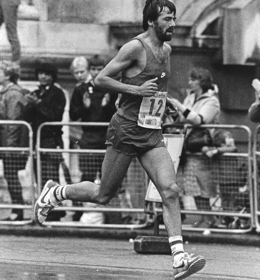 Mike Gratton during the London Marathon