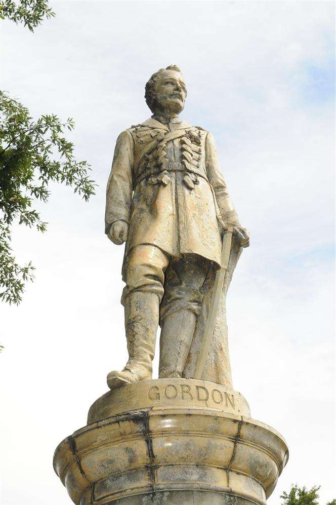 The General Gordon statue