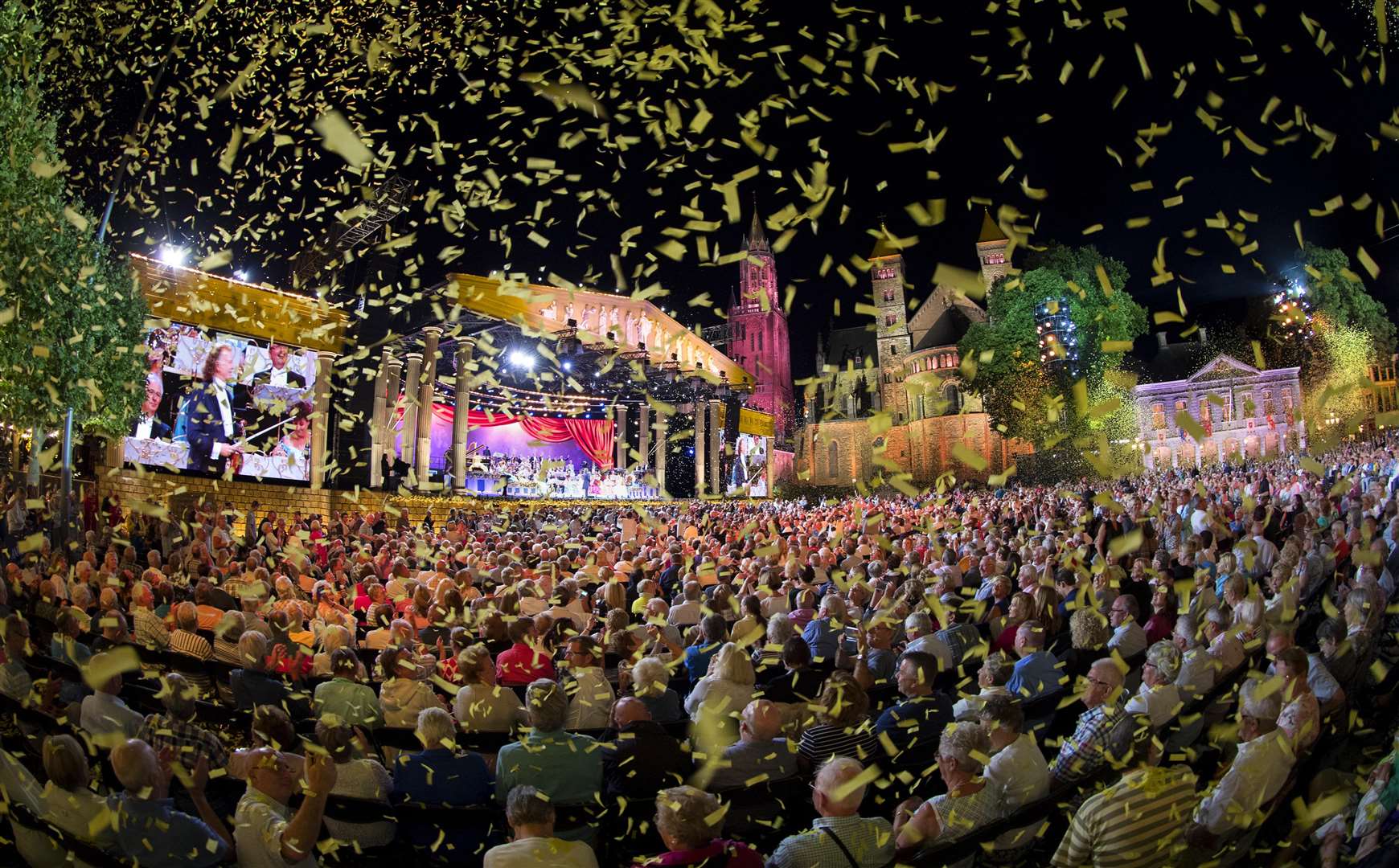 Andre's annual Maastricht concert is seen by thousands. Pictrue: Marcel van Hoorn