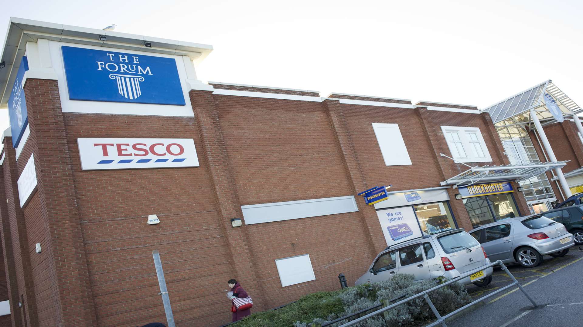 Tesco is to close its store in The Forum shopping centre in Sittingbourne