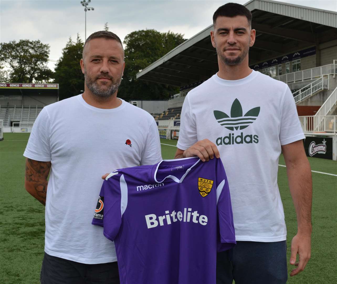 Jay Saunders with new signing Joe Quigley