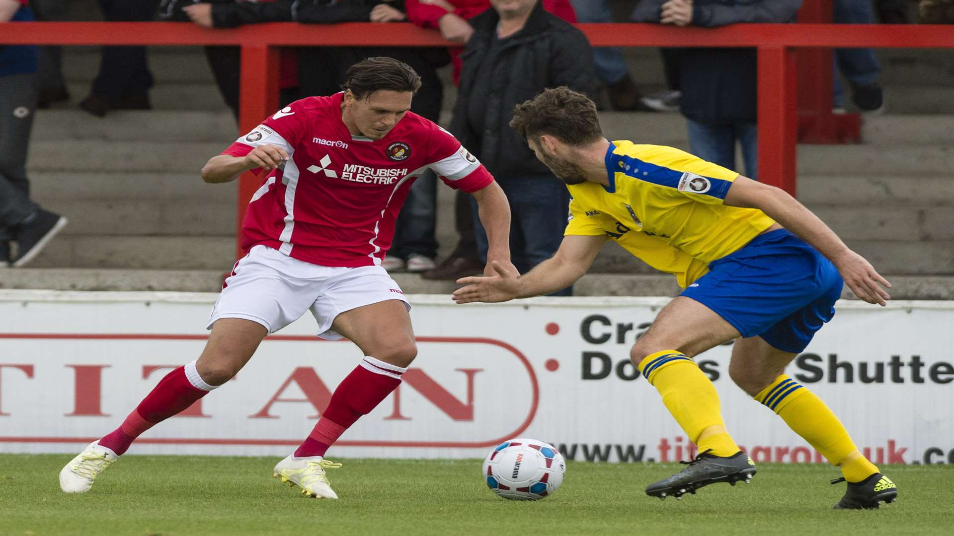 Joe Howe on the ball for Ebbsfleet against Maidenhead Picture: Andy Payton